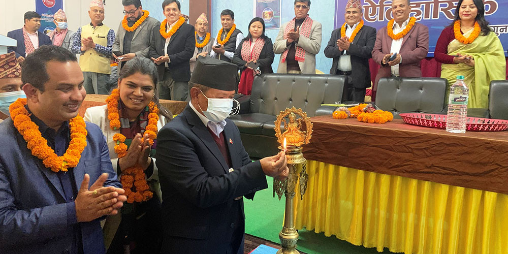 गठबन्धन लामो समयसम्म टिक्दैन : उपमहासचिव गुरुङ